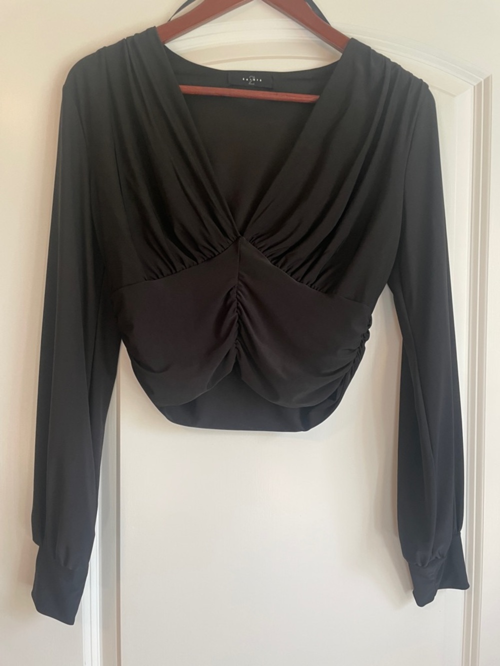 21 Saints  Black Ruched V-Neck Long Sleeve Blouse Size Medium